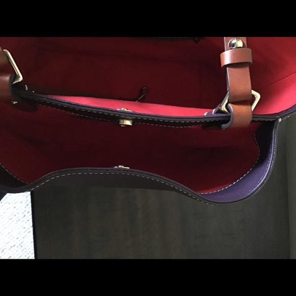 Dooney & Bourke Pebble Leather Flynn Shoulder Bag - Picture 7 of 8